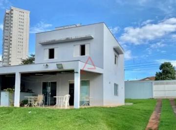 Casa · 188m² · 3 Quartos · 3 Vagas · Casa à venda no bairro Parque Residencial Alcântara - Londrina/PR, Zona Sul
