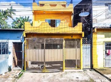 Casa · 315m² · 4 Quartos · 1 Vaga · Casa à venda em Ananindeua - 3 pavimentos