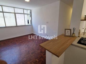 Apartamento · 70m² · 3 Quartos · Lindo e reformado apartamento à venda na Rua Cap. Zeferino, Icaraí, Niterói-RJ