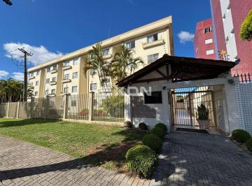 Apartamento · 45m² · 2 Quartos · 1 Vaga · Apartamento de 2 quartos com vaga no Água Verde para locação