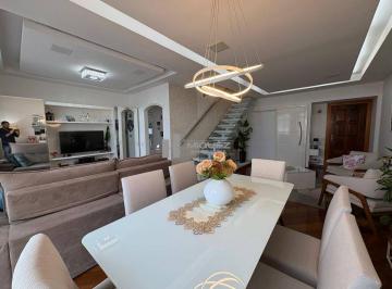 Apartamento · 204m² · 3 Quartos · 3 Vagas · Cobertura excepcional à venda no coração da Tijuca. Luxuosíssima cobertura com varanda, 3 quartos s