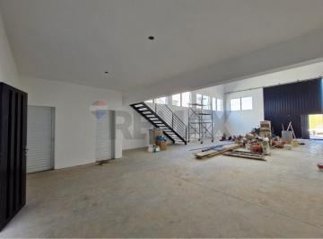 Comercial · 200m² · 4 Vagas · Galpão para Alugar NOVO com 200m²- Vinhedo/SP