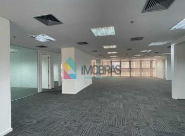 Comercial · 346m² · ALUGA: Sala comercial com mais de 300m² no Centro