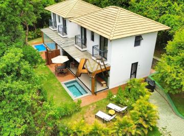 Casa · 581m² · 6 Quartos · 5 Vagas · CASA 6 SUITES COM AREA GOURMET EM PRAIA DO FORTE