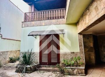 Casa · 391m² · 3 Quartos · 4 Vagas · Casa para alugar em Zona Central de 391.00m² com 3 Quartos, 3 Suites e 4 Garagens