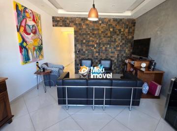 bf28e18077034b015be83fcb01cfddb2c0254a37 · SOBRADO COM 2 SUÍTES E 3 VAGAS DE GARAGEM