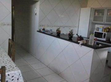 Casa de 4 quartos, Goiânia · Sobrado ótima contrução e ótima localização