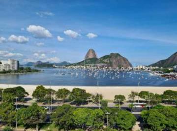 Apartamento · 19m² · 1 Quarto · Apartamento : / Residencial / Botafogo