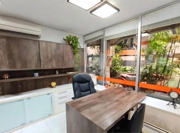 Comercial · 306m² · 4 Vagas · Salas à venda em Higienópolis - RS