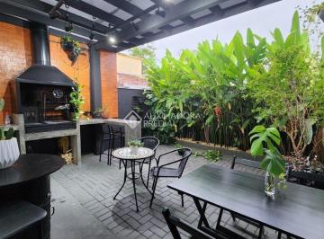 Casa · 85m² · 2 Quartos · Casa Geminada com 2 quartos e 85m² à venda no bairro Petrópolis, Joinville. R$ 410.000