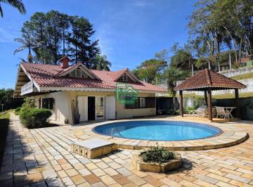 Casa de 6 quartos, Mairiporã · Imóvel com 6 dormitórios 2 suítes e linda vista à venda no condomínio Jardim Cinco Lagos, Mairiporã