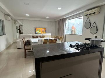 Casa · 3 Quartos · 4 Vagas · Vende-se Casa no Bairro Cophamil