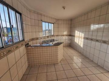 Foto 01 · Aluguel de Apartamento de 2 quartos no Calmon Viana, Poá-SP: 2 banheiros, 1 sala, 60 m². Venha confe