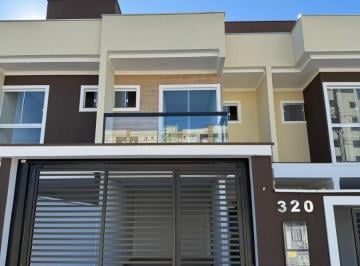 Casa de 3 quartos, Balneário Piçarras · Sobrado Geminado à Venda – Itacolomi | Balneário Piçarras/SC