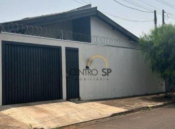 Casa · 101m² · 3 Quartos · 2 Vagas · Jardim Jussara, para venda com 101 m² e 3 quartos 1 suíte