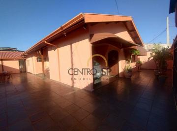 Casa · 219m² · 3 Quartos · 4 Vagas · Casa térrea para venda, 3 quartos, quintal amplo + área gourmet - Vila Pacífico