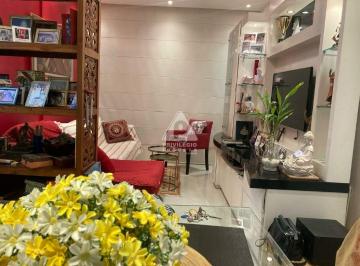 Apartamento · 65m² · 2 Quartos · Botafogo: Apartamento reformado de 2 quartos
