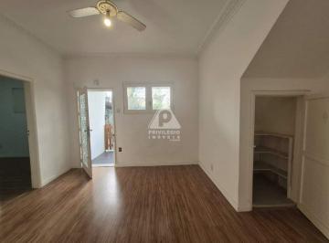 Casa · 106m² · 3 Quartos · Casa de Vila com 3 quartos e vaga no Humaitá!