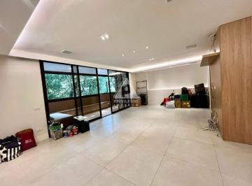 Apartamento · 170m² · 3 Quartos · 2 Vagas · 3 quartos sendo 1 suite, lavabo, 2 vagas, reformado