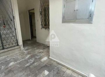 Apartamento · 72m² · 2 Quartos · Casa, 2 quartos, com área externa, no Humaitá.