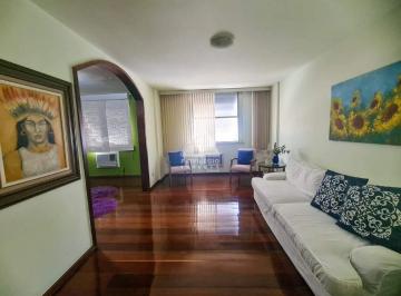 Apartamento · 103m² · 3 Quartos · Apartamento de 3 quartos, 1 suíte.