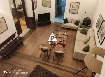 Casa · 550m² · 7 Quartos · Casa no Humaitá com 7 quartos! 