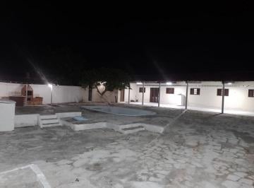 Casa · 300m² · 7 Quartos · 5 Vagas · Casa 300m² 7 quartos sendo 5 suítes no Centro para Alugar