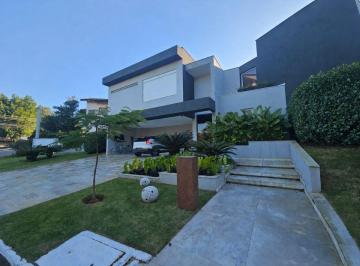 Casa de 4 quartos, Santana de Parnaíba · Casa com 4 quartos à venda ou locação no Residencial 11 – Alphaville