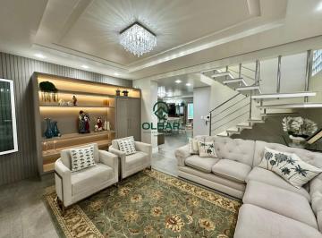 Casa · 251m² · 3 Quartos · Casa à venda - no Centro