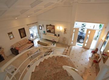 Casa de 4 quartos, São Paulo · Sobrado de alto padrão em Vila Madalena e Alto de Pinheiros 500m².