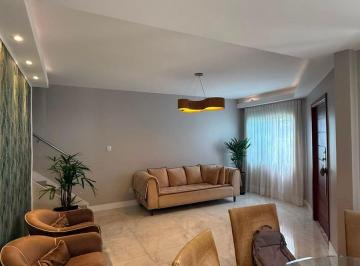 Casa de 4 quartos, Lauro de Freitas · Casa 4 Quartos com 3 Suítes em Buraquinho | Energia Solar | Área Gourmet | Condomínio com Píer