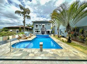 nova higienópolis - piscina · Casa de alto padrão à venda no condomínio Nova Higienópolis, Granja Viana, 3 suítes, 4 vagas e 404m²
