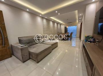Casa · 150m² · 3 Quartos · 2 Vagas · Casa em condomínio à venda, 3 quartos, 1 suíte, 2 vagas, Recreio dos Bandeirantes - UBERABA/MG
