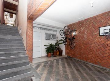 8b1fac83-4fa2-4d81-af4d-bd4c01c0e544 · Elegante sobrado para venda em São Domingos com 3 quartos, sendo 1 suíte, 164m²