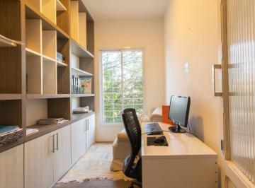 IMG_20260626_061623_000.jpeg · Confortável casa para venda em Sumaré com 4 quartos, sendo 2 suítes, 253m² - remaxmonarca#SB0MI