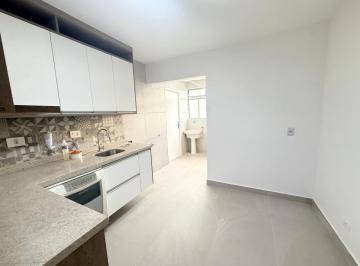 IMG_20260627_091625_000.jpeg · Agradável apartamento para venda e locação em Vila Ipojuca com 3 quartos, sendo 1 suíte, 92m² - rema