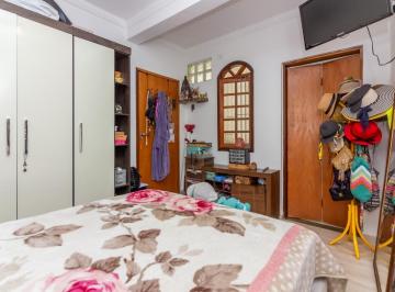 DSC_20260724_180440_000.jpeg · Funcional sobrado para venda em Vila Zat com 5 quartos, sendo 2 suítes, 200m² - remaxmonarca#G2565