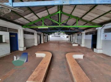 img0 · Ponto comercial com 20 salas à venda, 2,161m² - Centro