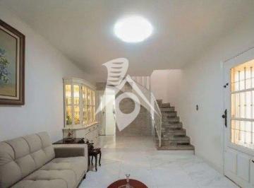 Casa · 141m² · 2 Quartos · 2 Vagas · Sobrado no Bairro da Mooca com 141m².