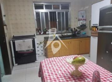 Casa · 300m² · 3 Quartos · 3 Vagas · Casa térrea na Vila Prudente 300 metros.