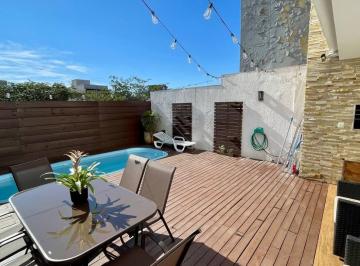 Casa en Venda de 3 quartos Jardim Itu Sabará · Casa Mobiliada com pátio e piscina