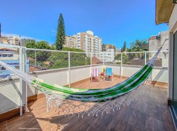 Apartamento de 2 quartos, Porto Alegre · Cobertura com 2 dormitórios, sacada com vista definitiva