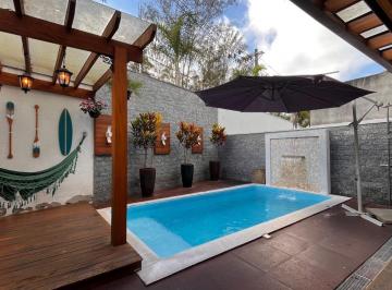 Casa · 179m² · 3 Quartos · 2 Vagas · Casa de Condomínio para venda em Granja Viana de 179.00m² com 3 Quartos, 3 Suites e 2 Garagens