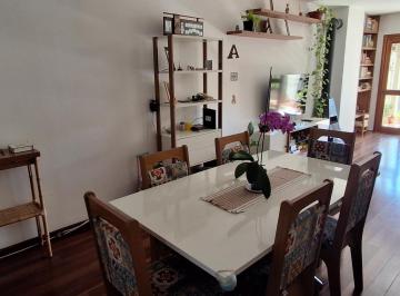 Descubra este encantador apartamento com três quartos e uma vaga escriturada no · Apartamento com 03 quartos e 01 vaga escriturada no Bairro Tristeza