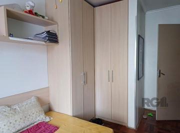 Apartamento de 3 quartos, Porto Alegre · 3D ensolarado e com vaga.