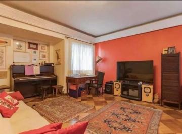 Apartamento de 4 quartos, Porto Alegre · Apartamento Duplex com 3 dormitórios, churrasqueira, pátio no bairro Bom Fim!