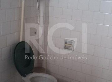 .jpg+2025-03-04 · Casa com 4 quartos, 4 banheiros e amplo pátio no miolo do bairro Cidade Baixa!