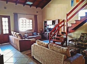 Casa · 250m² · 3 Quartos · 1 Vaga · Casa para Venda - 250m², 3 dormitórios, sendo 1 suites, 1 vaga - Camaquã