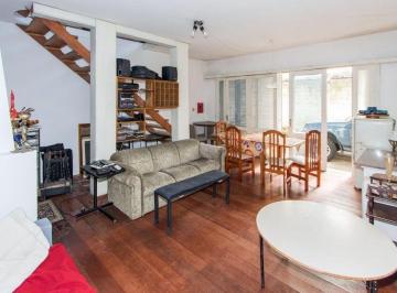 Casa de 3 quartos, Porto Alegre · Casa em Jardim Isabel