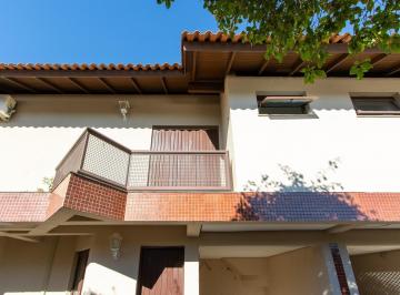 Casa en Venda de 3 quartos Cavalhada · Casa em condomínio, com 3 dormitórios,